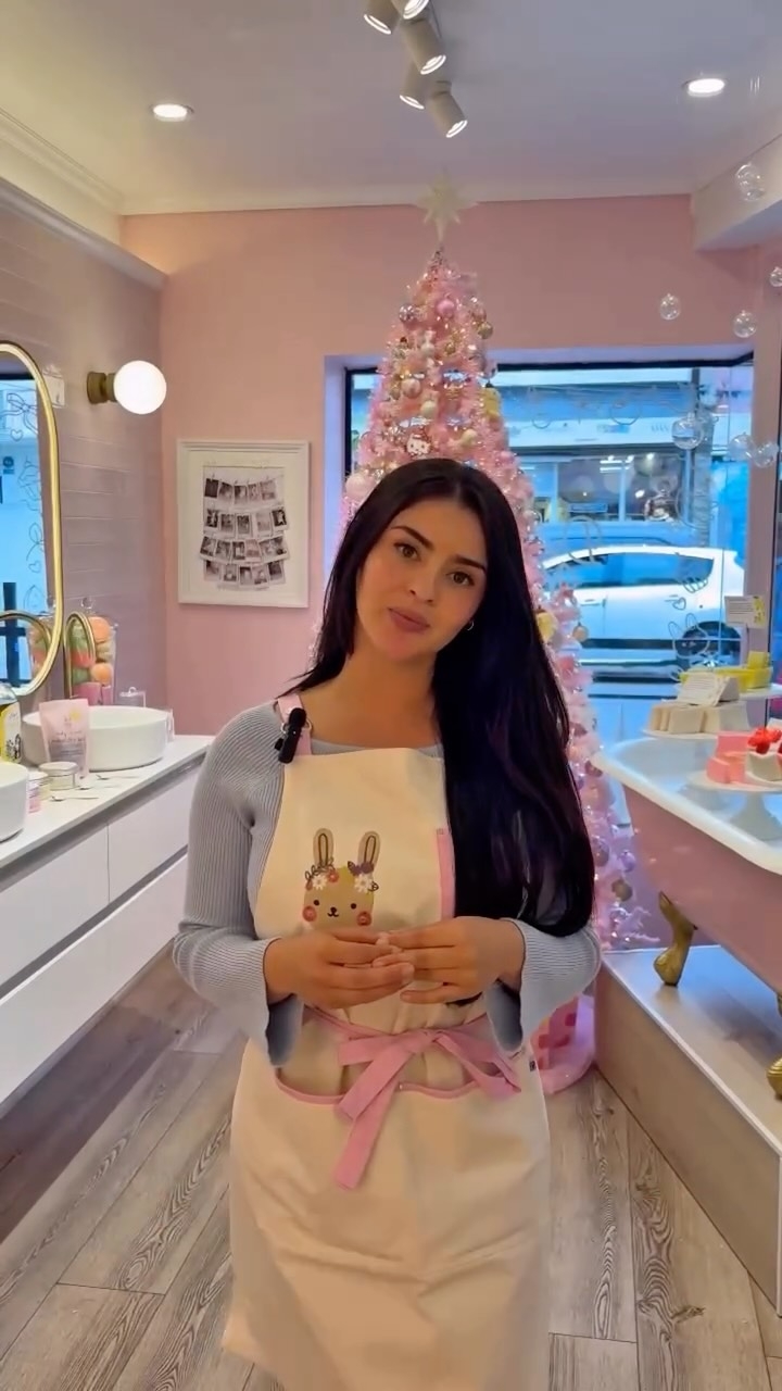 Instagram post from dulce._miel. This post is in position 0.